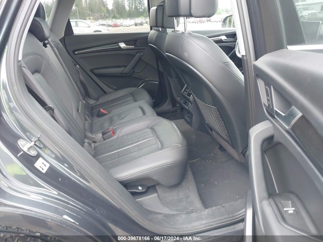 WA1BNAFY7J2224623 Audi Q5 2.0t Premium/2.0t Tech Premium