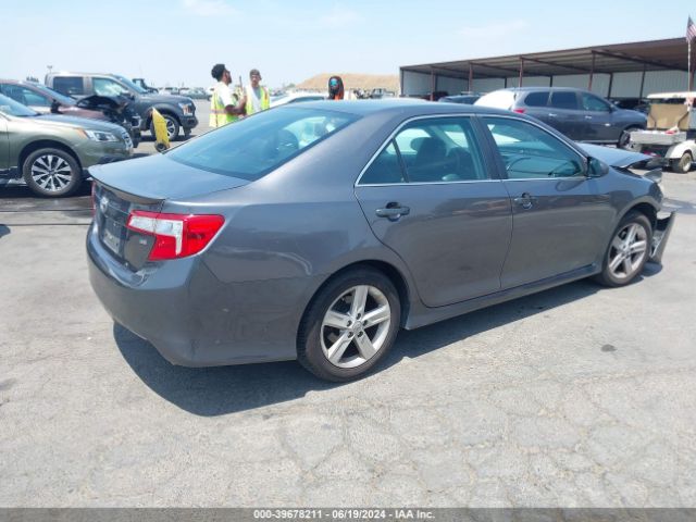 4T1BF1FK5EU370247 Toyota CAMRY SE