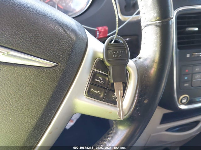 2C4RC1BG5ER383137 Chrysler Town & Country Touring