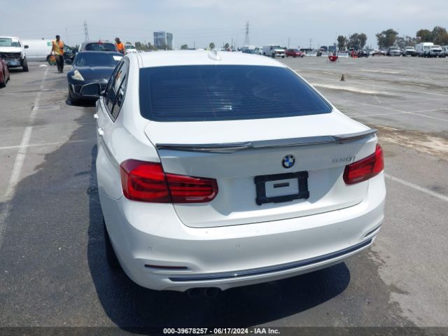 WBA8B9G57JNU95737 BMW 330I
