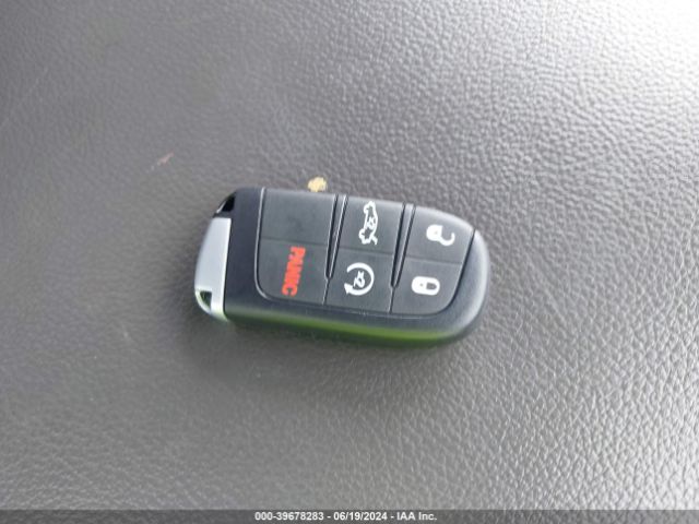2C3CDZJG0NH263629 Dodge Challenger Gt