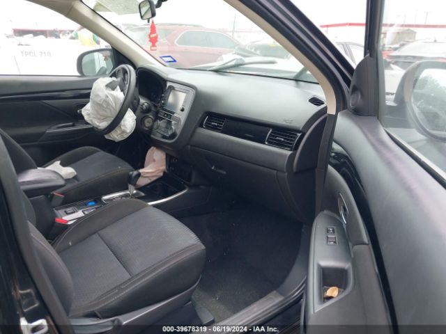 2019 MITSUBISHI OUTLANDER JA4AD2A31KZ038066 Photo 4
