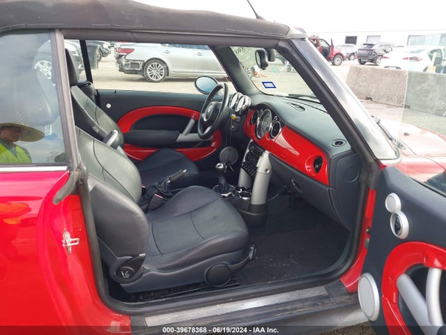 2005 MINI COOPER S WMWRH33555TF84281 Photo 4