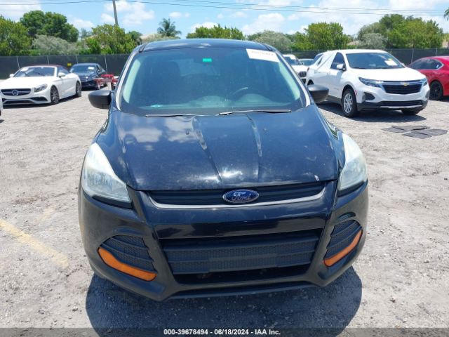 1FMCU0F72GUB30933 Ford ESCAPE S