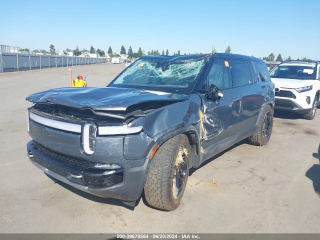 Rivian R1s Adventure Quad Motor Large Pack 2024 7PDSGABA5RN037067 Image 2