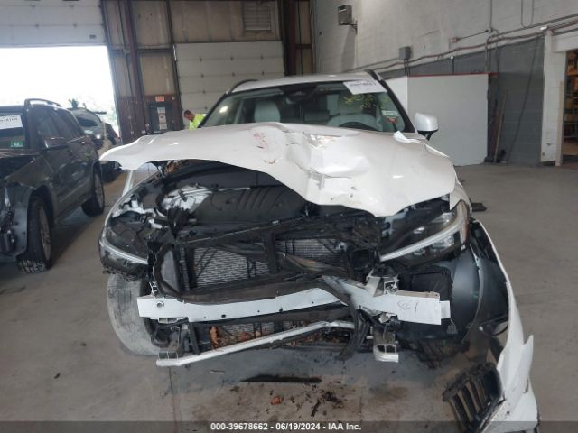 YV4L12RK5N1926208 Volvo Xc60 B5 Momentum
