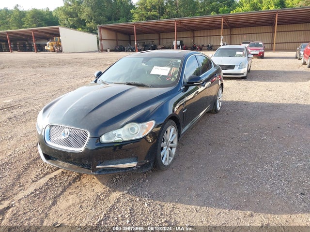 2010 JAGUAR XF SAJWA0GB7ALR75756 Photo 1