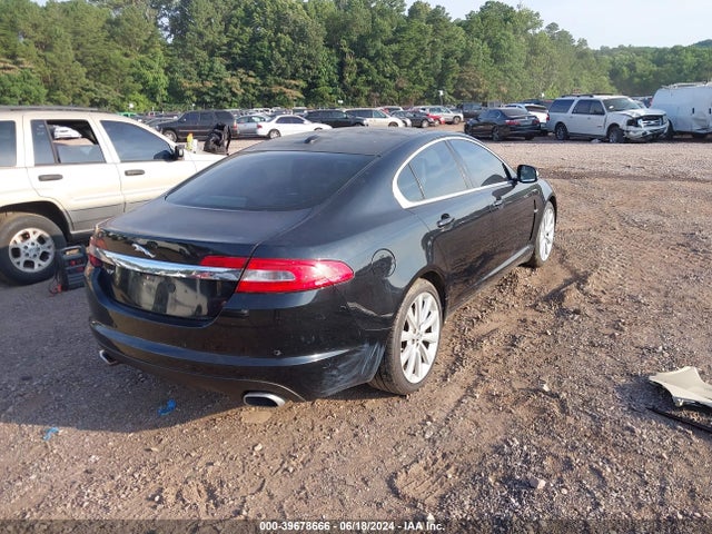 2010 JAGUAR XF SAJWA0GB7ALR75756 Photo 3