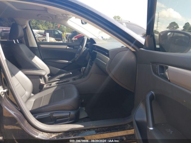1VWSA7A30NC009081 Volkswagen Passat 2.0t Se