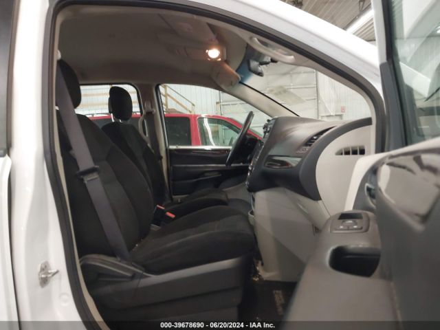 2C4RDGBG3GR320606 Dodge Grand Caravan American Value Pkg
