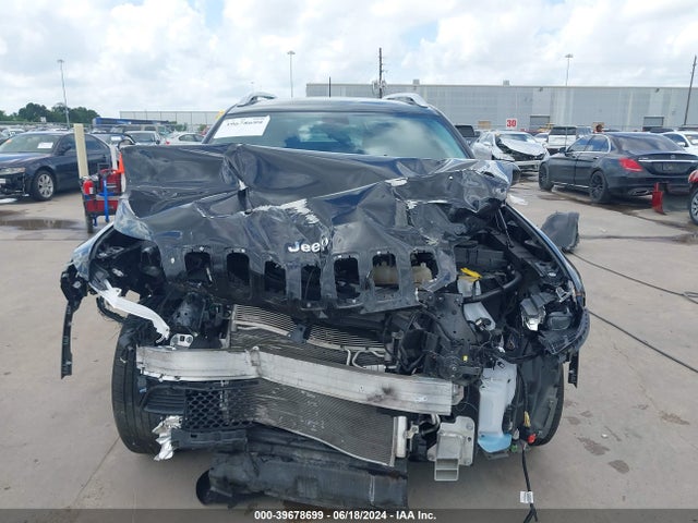 1C4PJLLB2KD396731 Jeep Cherokee Latitude Plus Fwd
