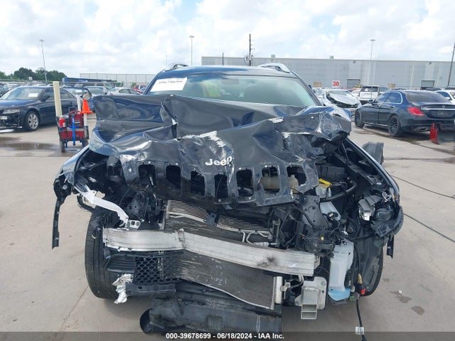 1C4PJLLB2KD396731 Jeep Cherokee Latitude Plus Fwd