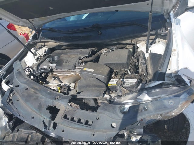 4T1BF1FK6FU102728 Toyota CAMRY SE