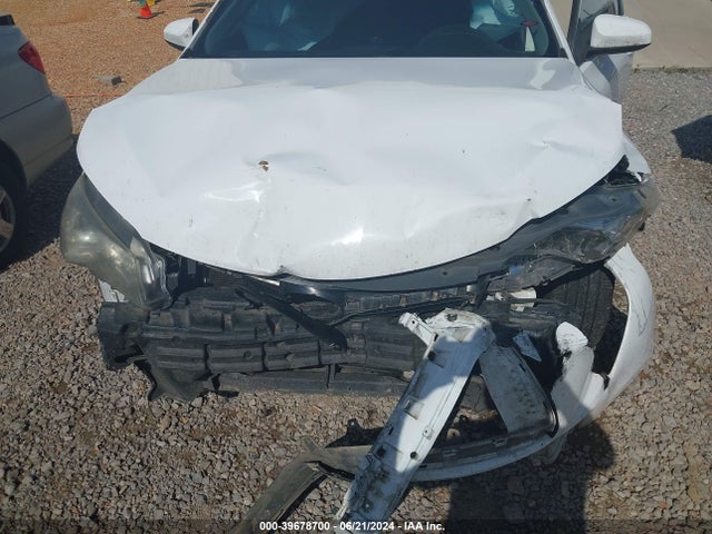 4T1BF1FK6FU102728 Toyota CAMRY SE
