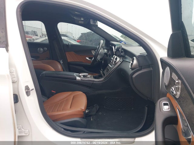 55SWF6EB5KU302084 Mercedes-Benz Amg C 43 4matic