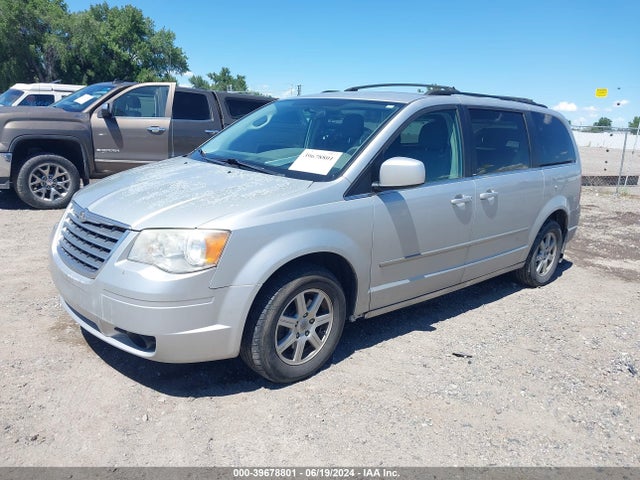 Продаж на аукціоні авто 2010 Chrysler Town & Country Touring, vin: 2A4RR5D14AR338743, номер лоту: 39678801