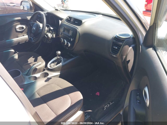 KIA Soul 2016 KNDJN2A20G7838242 Image 5