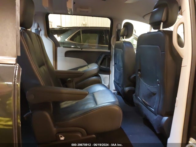 2C4RC1CG3ER453409 Chrysler Town & Country Touring-l
