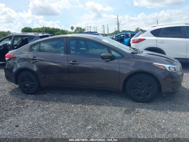 3KPFK4A71HE133232 KIA FORTE LX