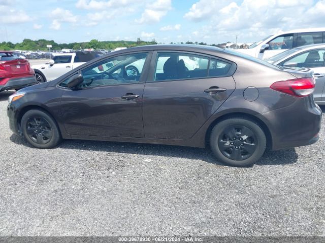 3KPFK4A71HE133232 KIA FORTE LX