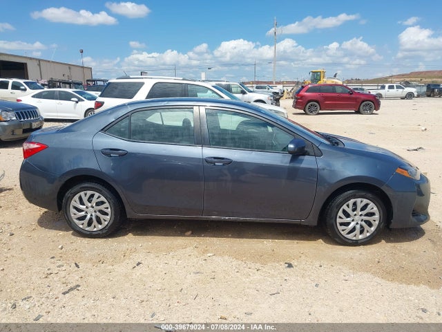 Toyota COROLLA LE 2018 5YFBURHE6JP825565 Image 13