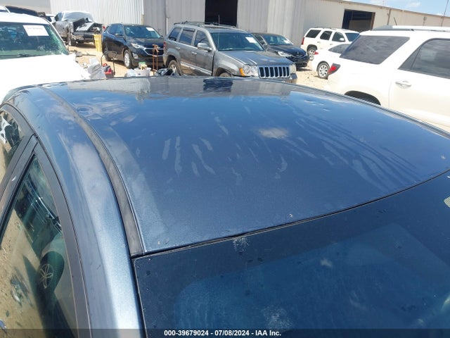 Toyota COROLLA LE 2018 5YFBURHE6JP825565 Image 6