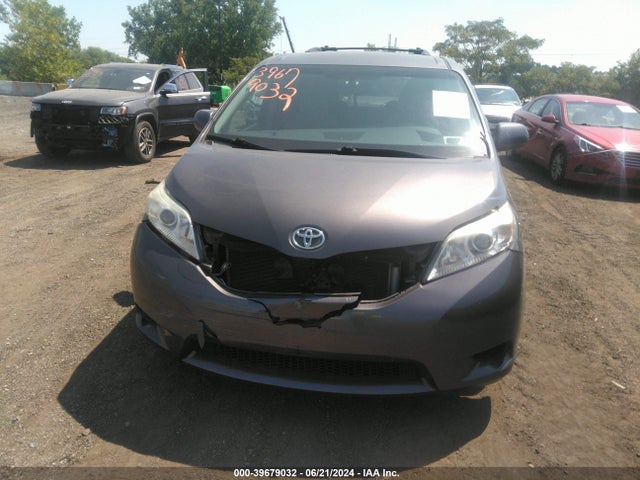 Toyota Sienna Le 8 Passenger 2015 5TDKK3DC1FS641995 Image 12