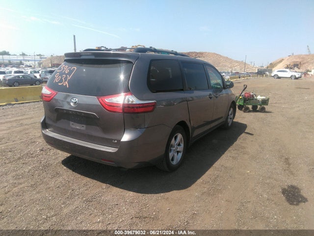 Toyota Sienna Le 8 Passenger 2015 5TDKK3DC1FS641995 Image 4