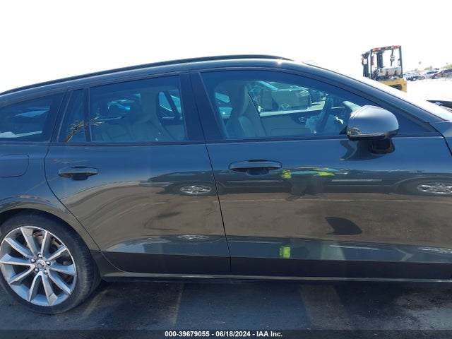 Volvo V60 T5 Momentum 2020 YV1102EK5L2396777 Image 14