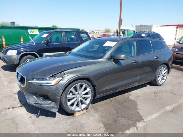 Volvo V60 T5 Momentum 2020 YV1102EK5L2396777 Image 2