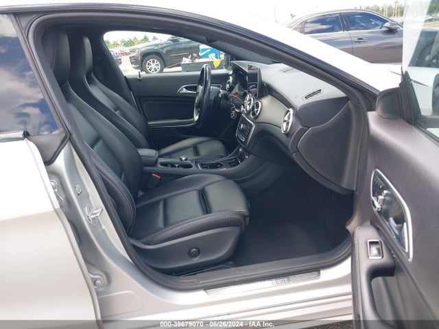 Mercedes-Benz CLA 250 2018 WDDSJ4EB9JN560455 Image 5