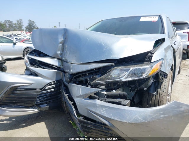 Toyota CAMRY LE 2024 4T1C11AK6RU193708 Image 6