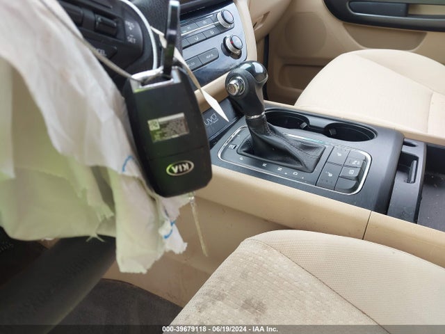 KIA SEDONA LX 2016 KNDMB5C11G6183705 Image 11