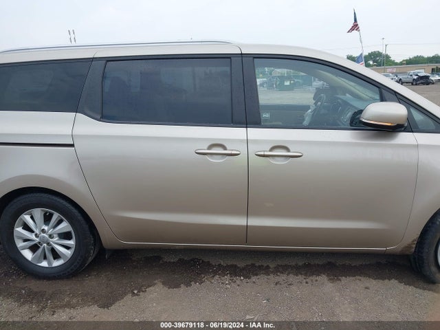 KIA SEDONA LX 2016 KNDMB5C11G6183705 Image 13