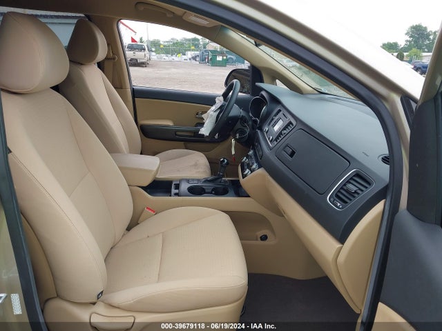 KIA SEDONA LX 2016 KNDMB5C11G6183705 Image 5