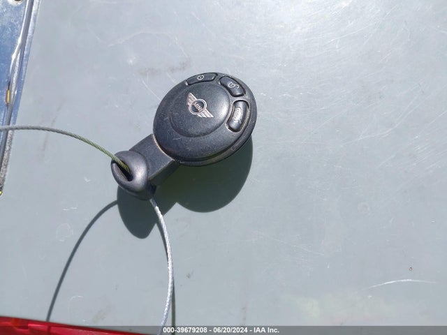 2008 MINI COOPER CLUBMAN WMWML33568TJ47111 Photo 10