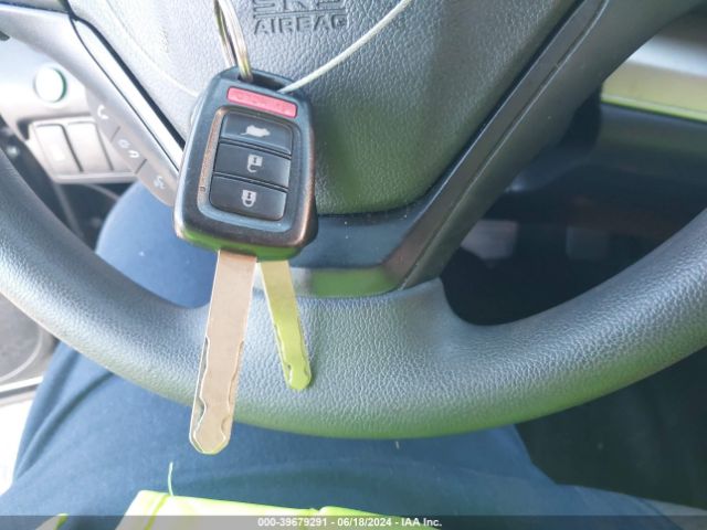 3CZRM3H36GG704988 Honda CR-V LX