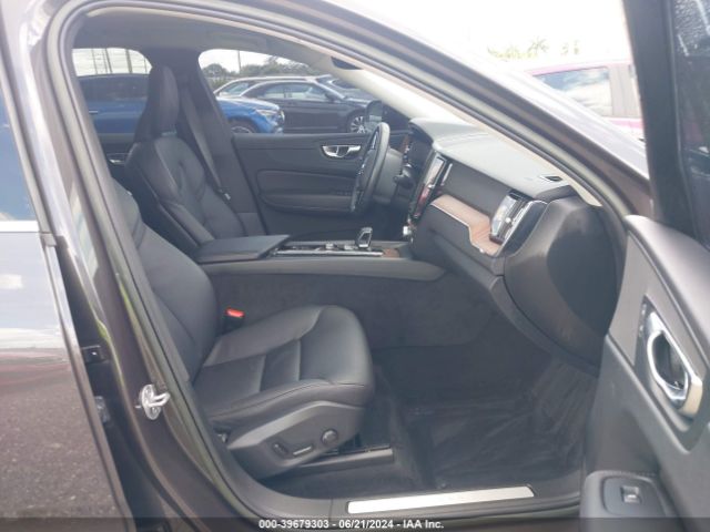 YV4L12DE9P1254996 Volvo Xc60 B5 Plus Bright Theme