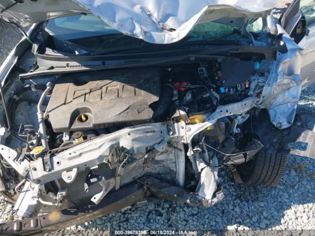 2T1BURHE6EC076045 Toyota Corolla Le Premium