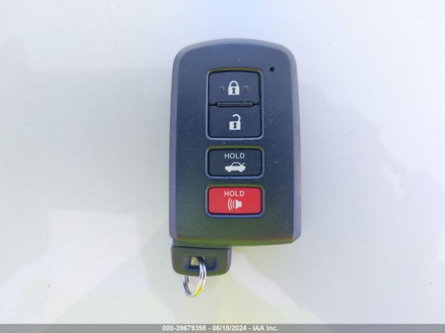 2T1BURHE6EC076045 Toyota Corolla Le Premium