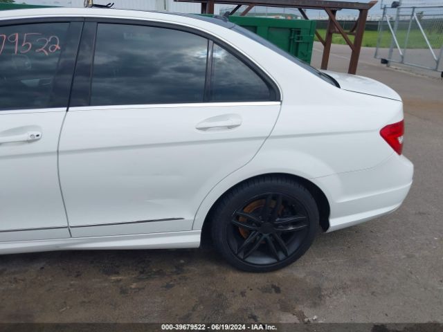 WDDGF8AB1ER317127 Mercedes-Benz C 300 Luxury 4matic/sport 4matic