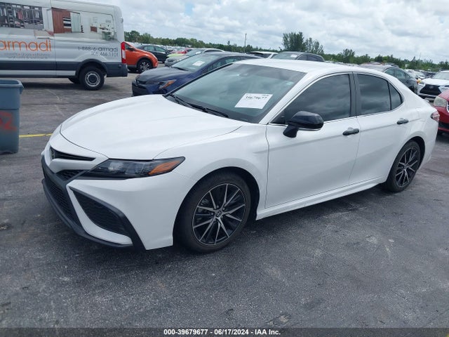Toyota CAMRY SE 2022 4T1G11AK9NU675780 Image 2