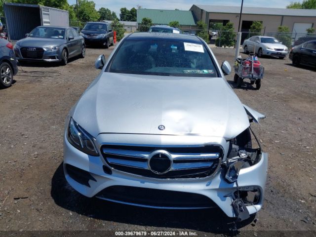 WDDZF4KB8HA027390 Mercedes-Benz E 300 4matic