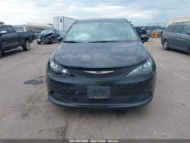 Chrysler Voyager Lx 2022 2C4RC1CG8NR102902 Image 12