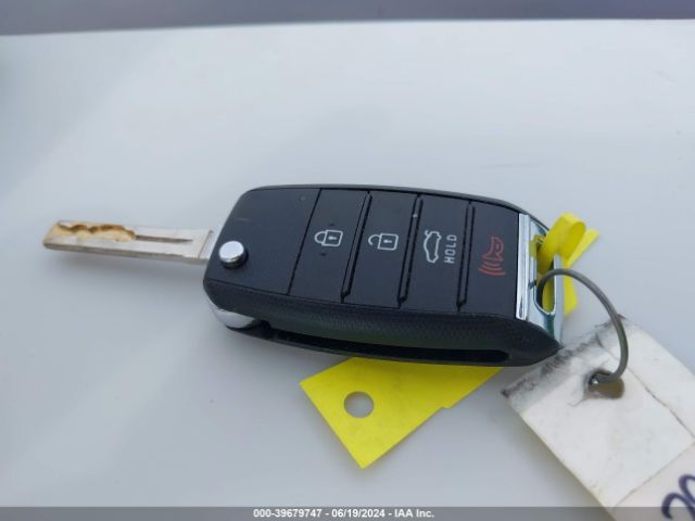 5XXGT4L33LG386192 KIA Optima Lx