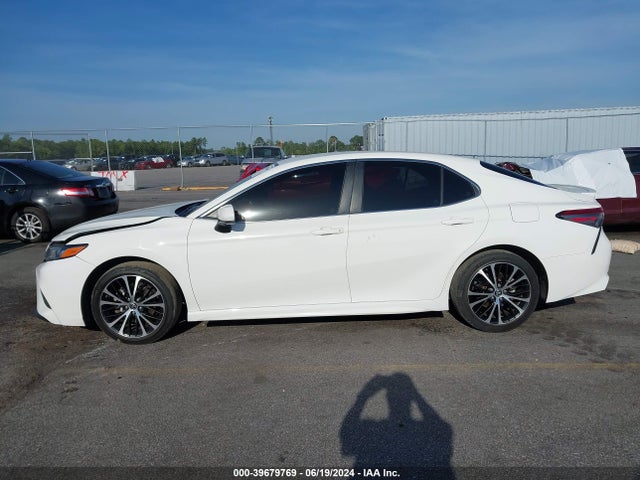 Toyota CAMRY SE 2018 JTNB11HK7J3022381 Image 14