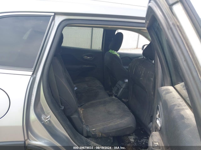 Jeep Cherokee Latitude 2015 1C4PJMCS5FW778090 Image 8