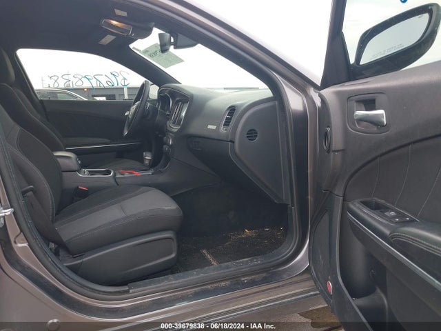 2C3CDXHG7FH817146 Dodge Charger Sxt
