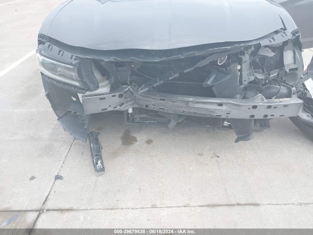2C3CDXHG7FH817146 Dodge Charger Sxt