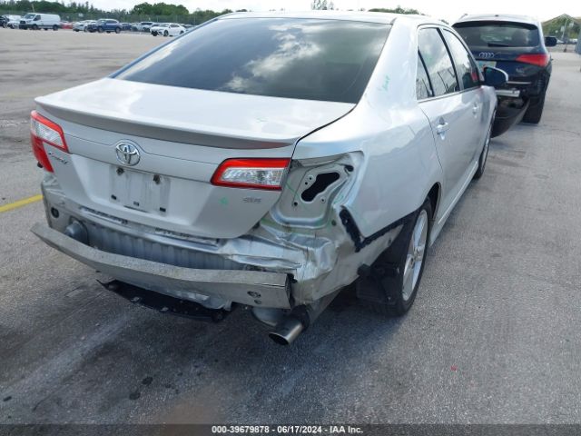 4T1BF1FK2EU335827 Toyota CAMRY SE